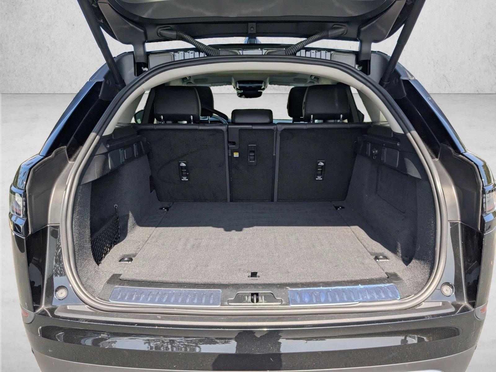 2025 Land Rover Range Rover Velar S photo 5