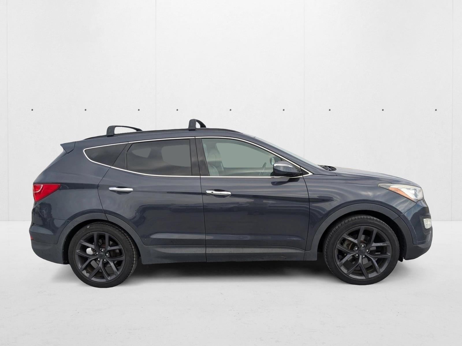 2015 Hyundai Santa Fe Sport GLS photo 2
