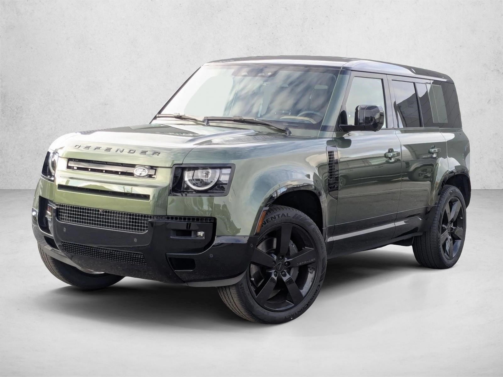 2026 Land Rover Defender X-Dynamic SE's photo