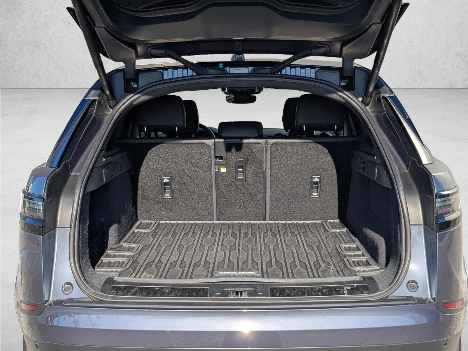 2025 Land Rover Range Rover Velar S photo 5