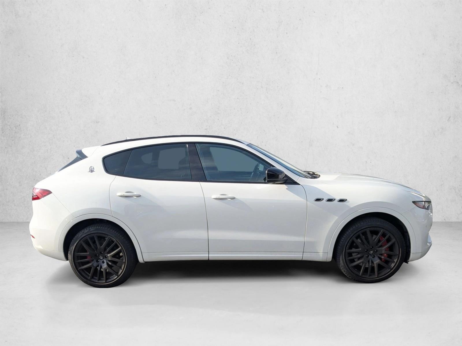 2019 Maserati Levante S photo 4