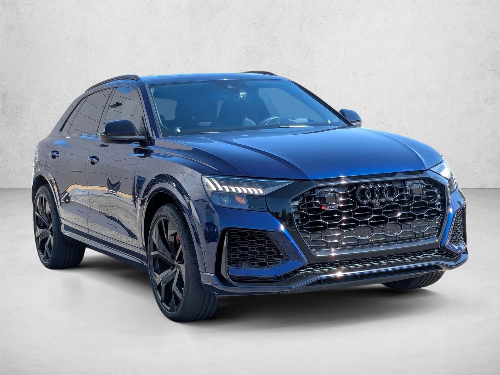2021 Audi RS Q8 photo 2