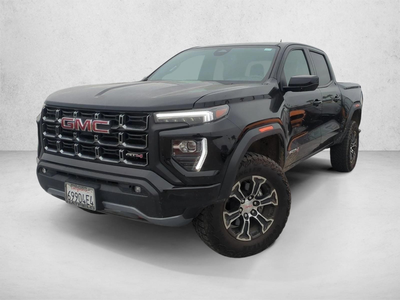 2024 GMC Canyon 4WD AT4 Crew Cab Short Box's photo