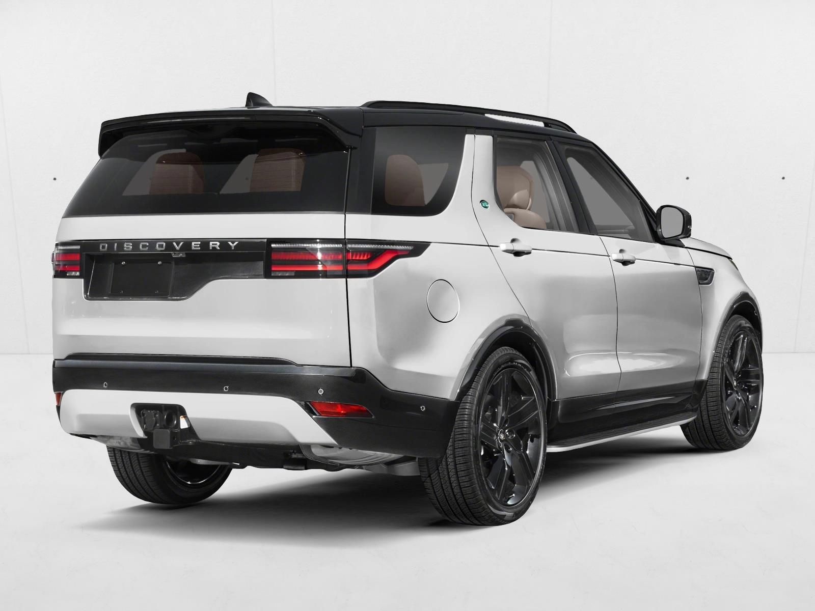 2025 Land Rover Discovery P300 S photo 2