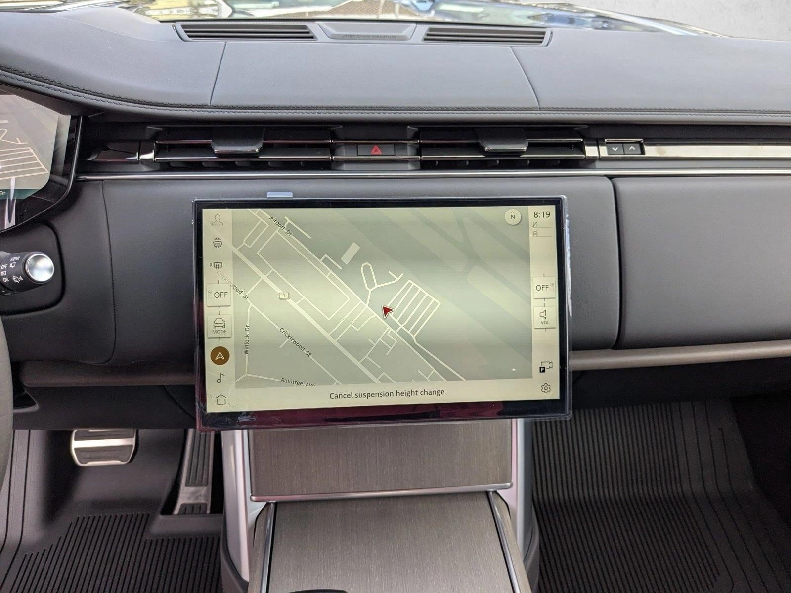 2026 Land Rover Range Rover SV - Photo 12
