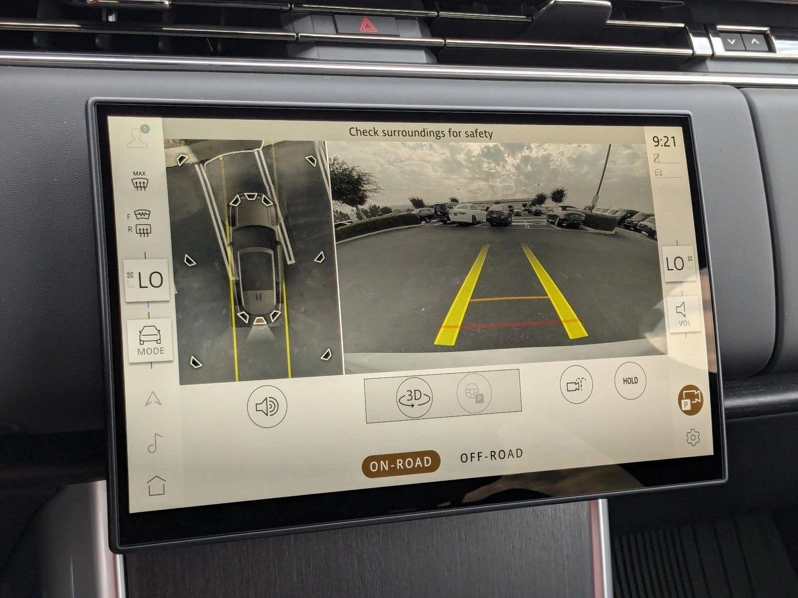 2025 Land Rover Range Rover SE - Photo 13