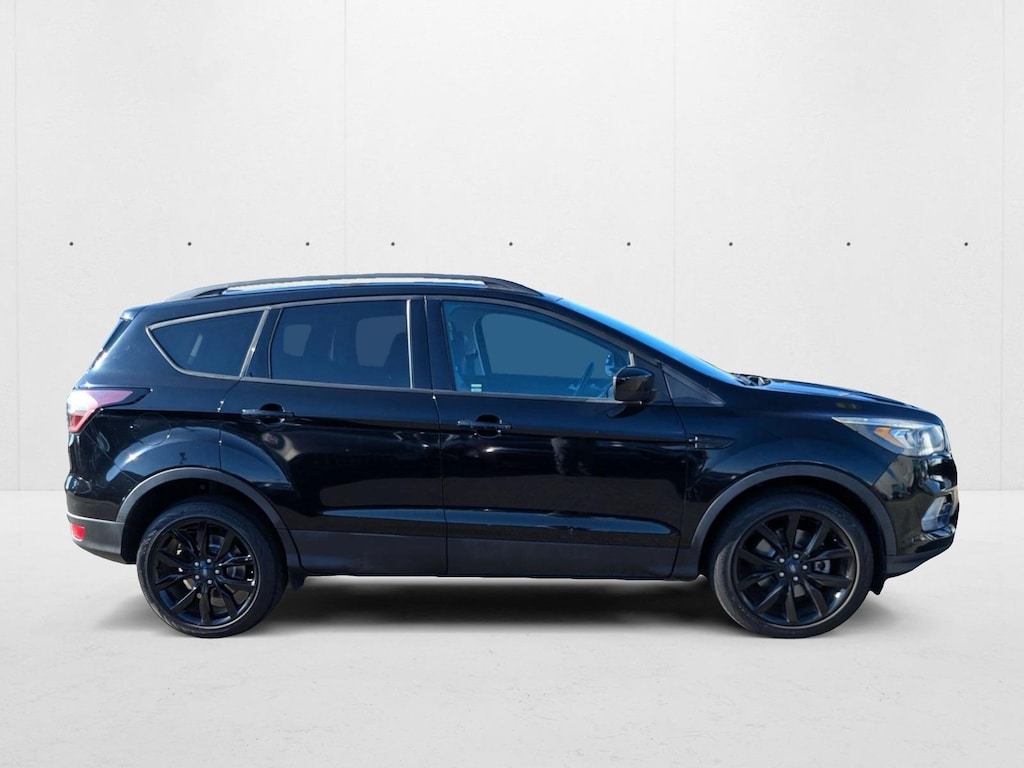 Used 2018 Ford Escape SE Sport Utility
