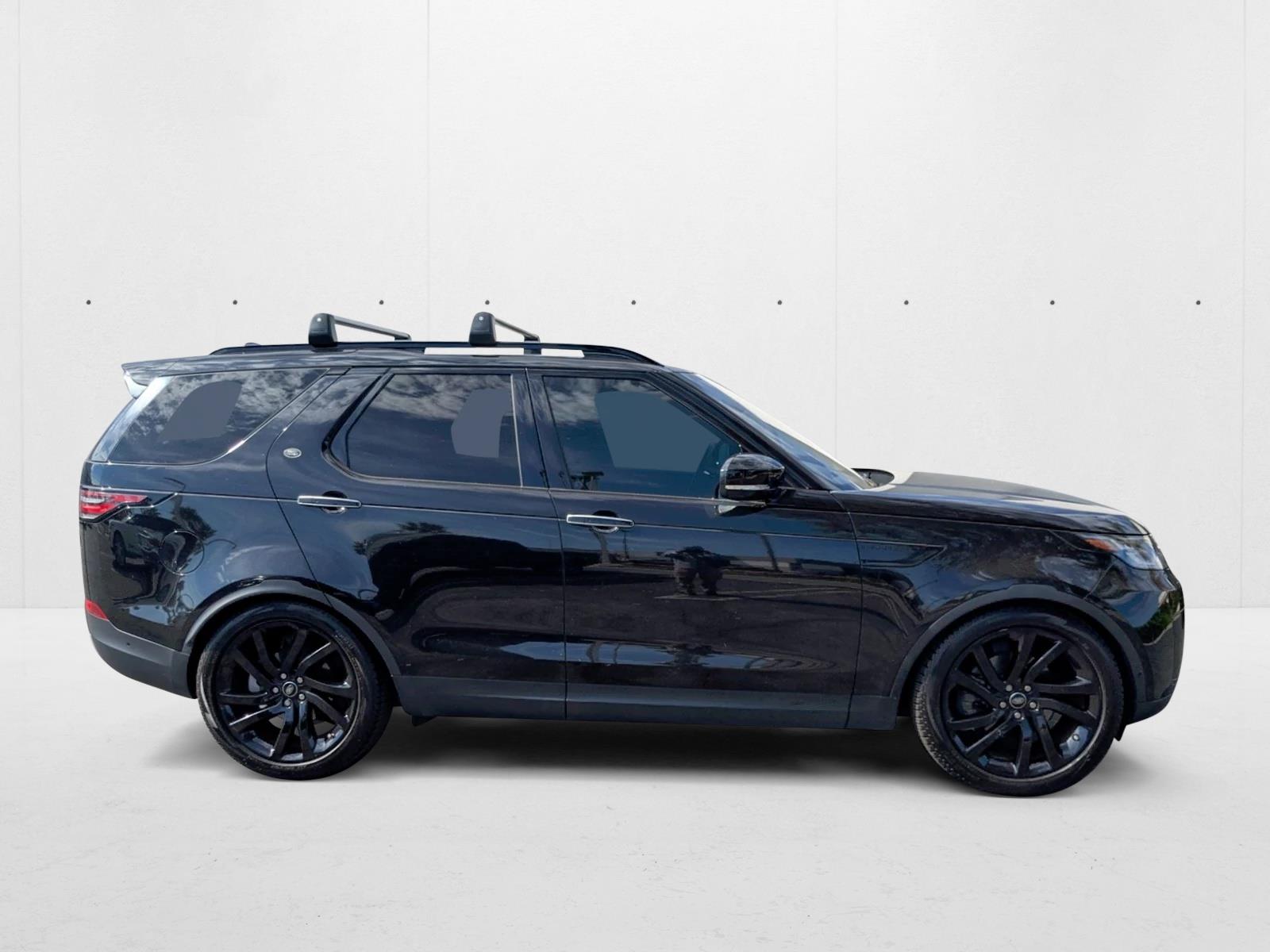 2020 Land Rover Discovery HSE Luxury photo 4