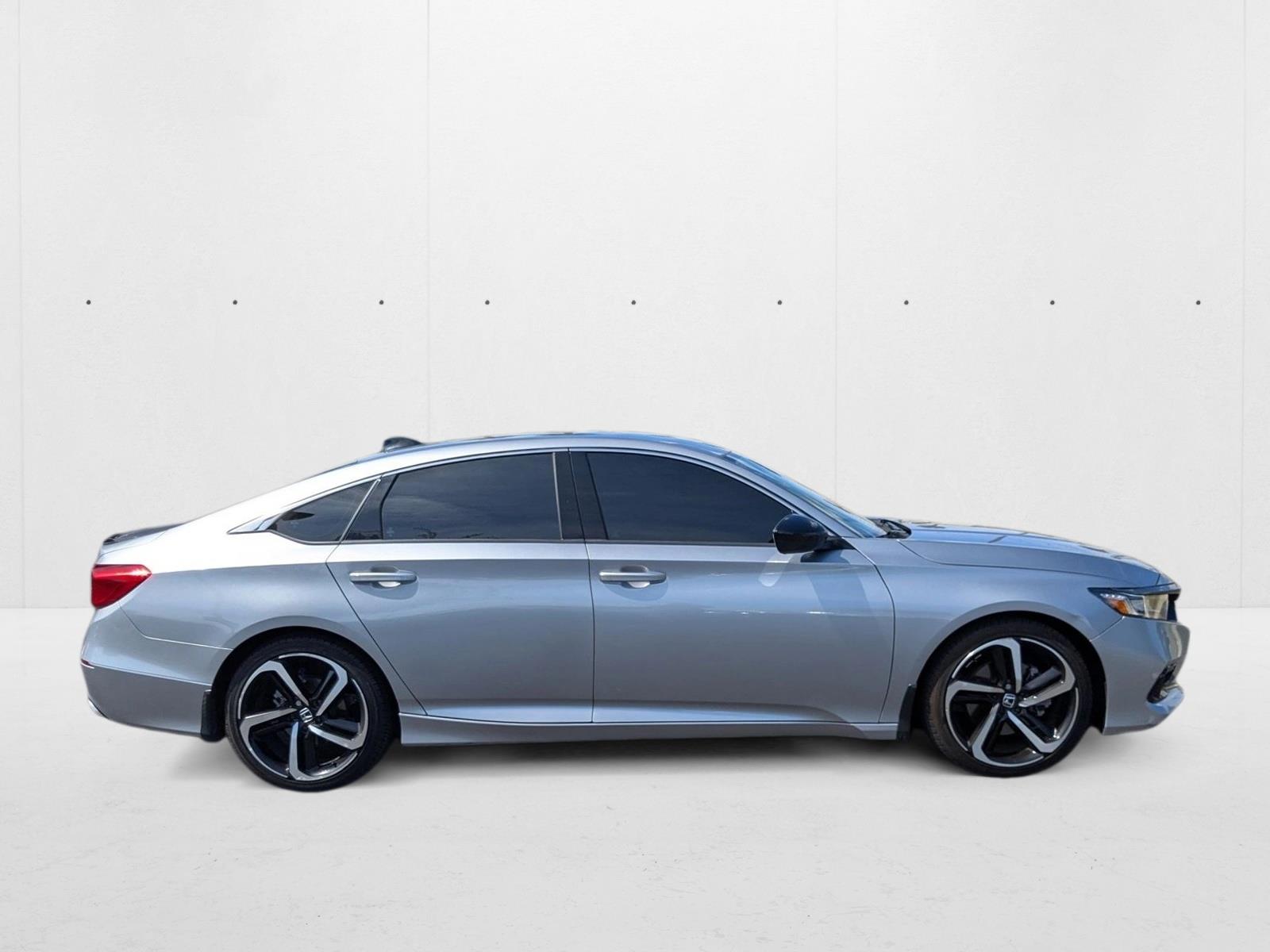2022 Honda Accord Sport photo 4