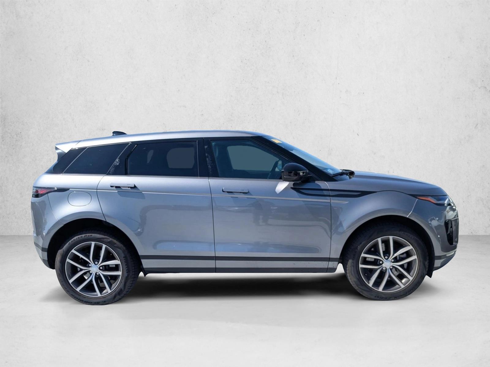 2025 Land Rover Range Rover Evoque Core S photo 4
