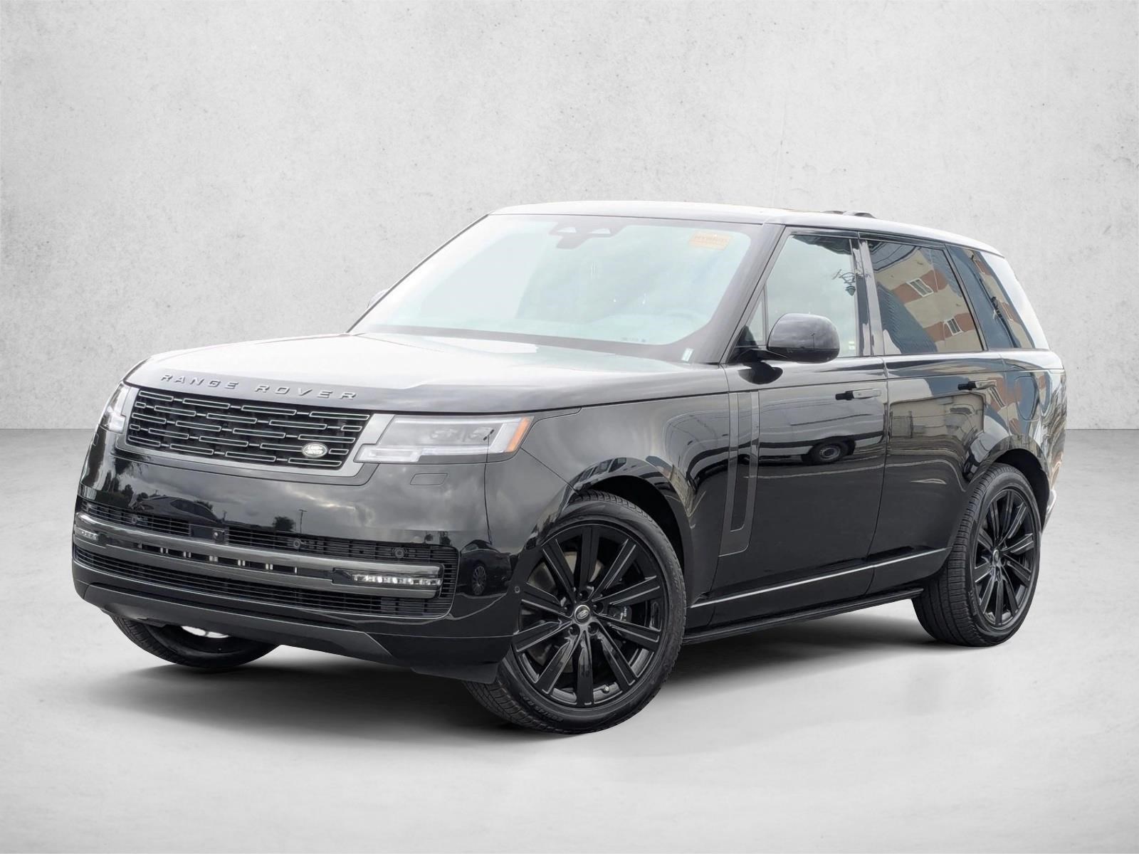 2025 Land Rover Range Rover SE's photo