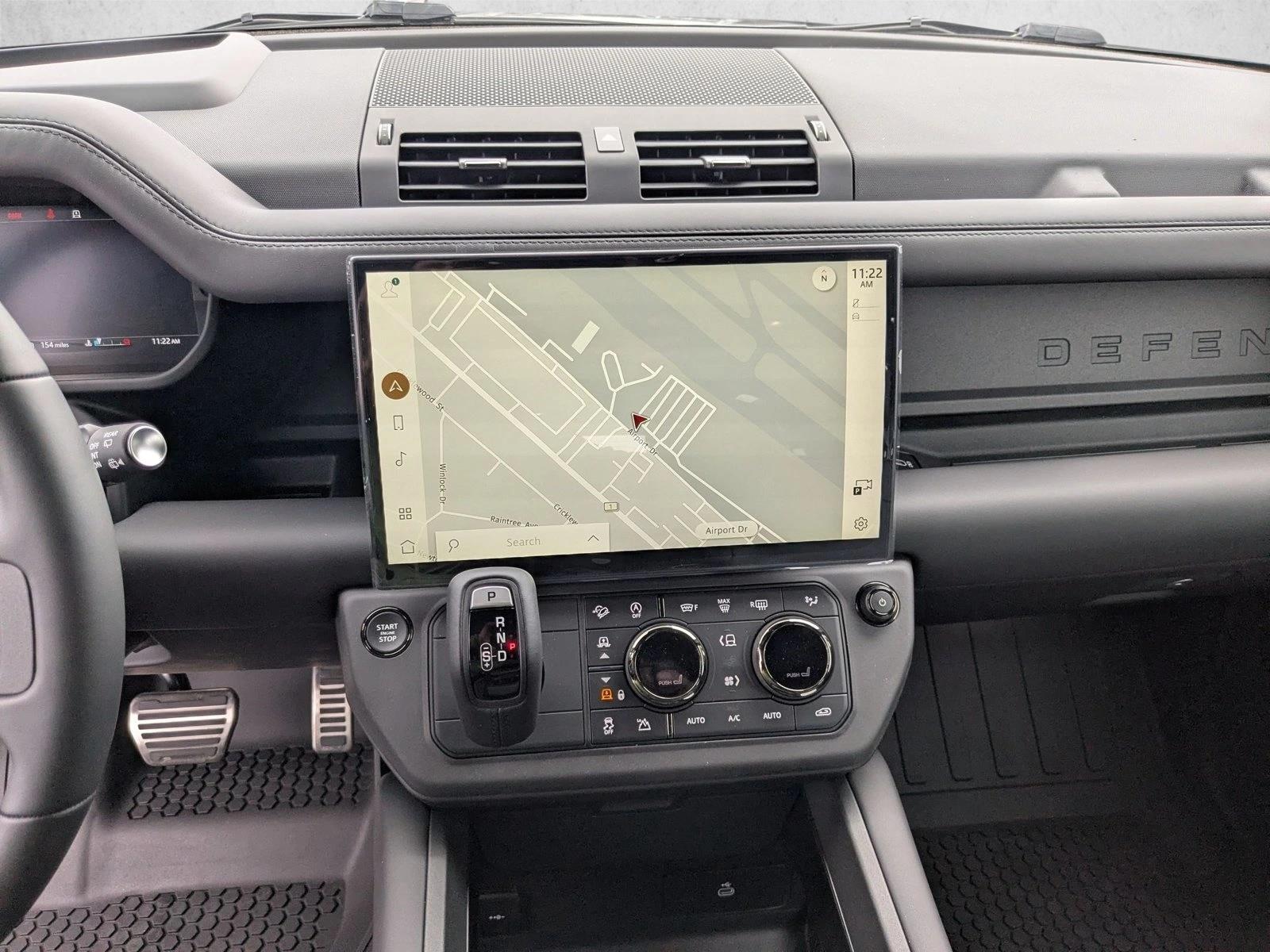 2026 Land Rover Defender OCTA Black - Photo 12
