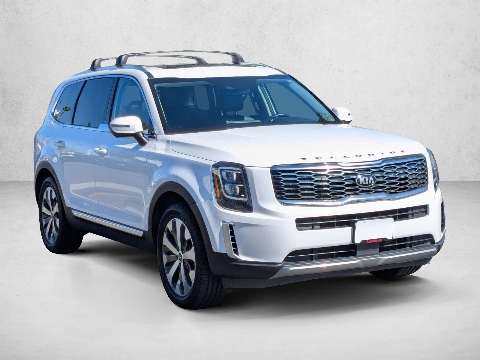 2021 Kia Telluride EX photo 3