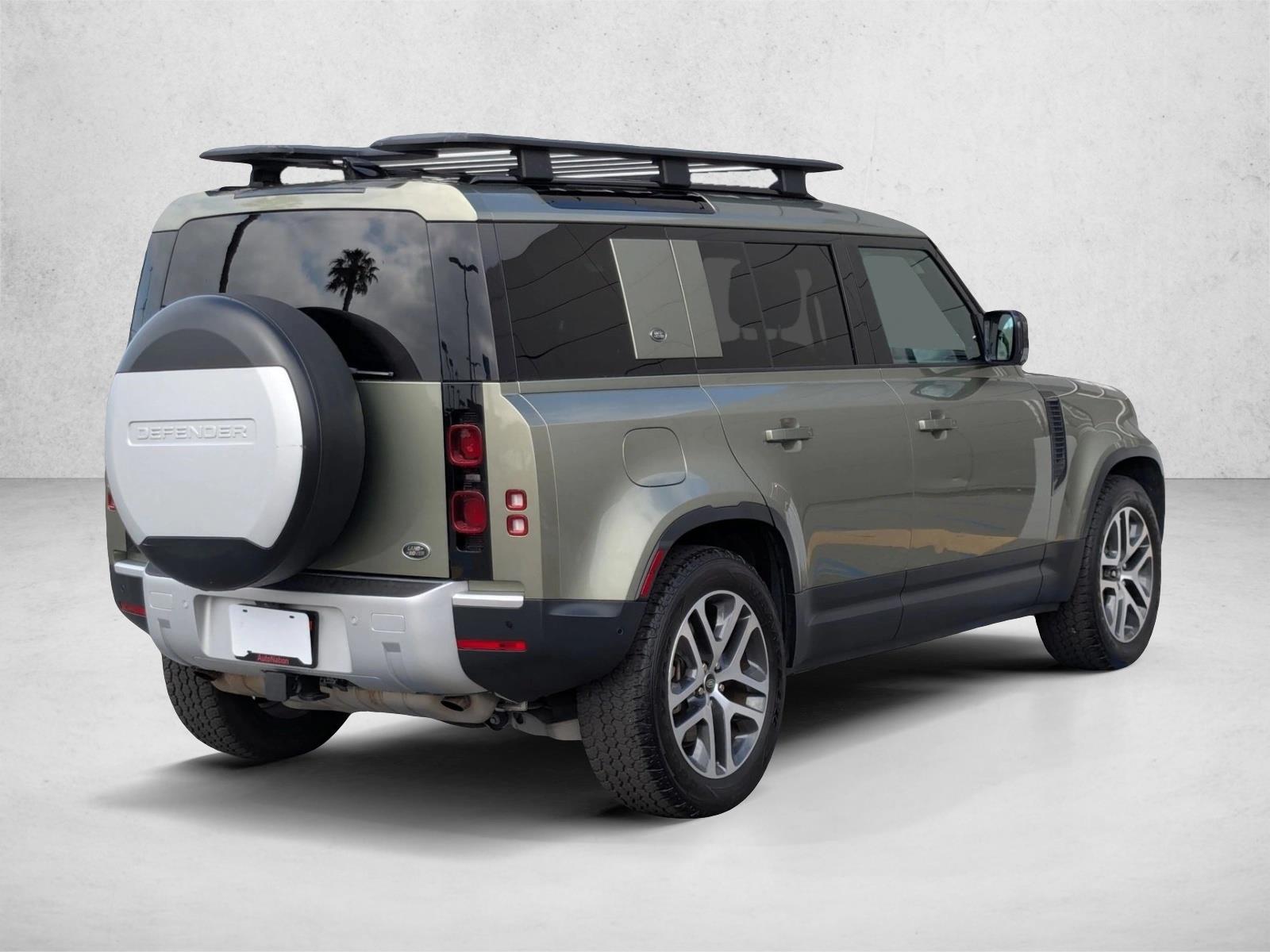 2020 Land Rover Defender 110 HSE AWD photo 4