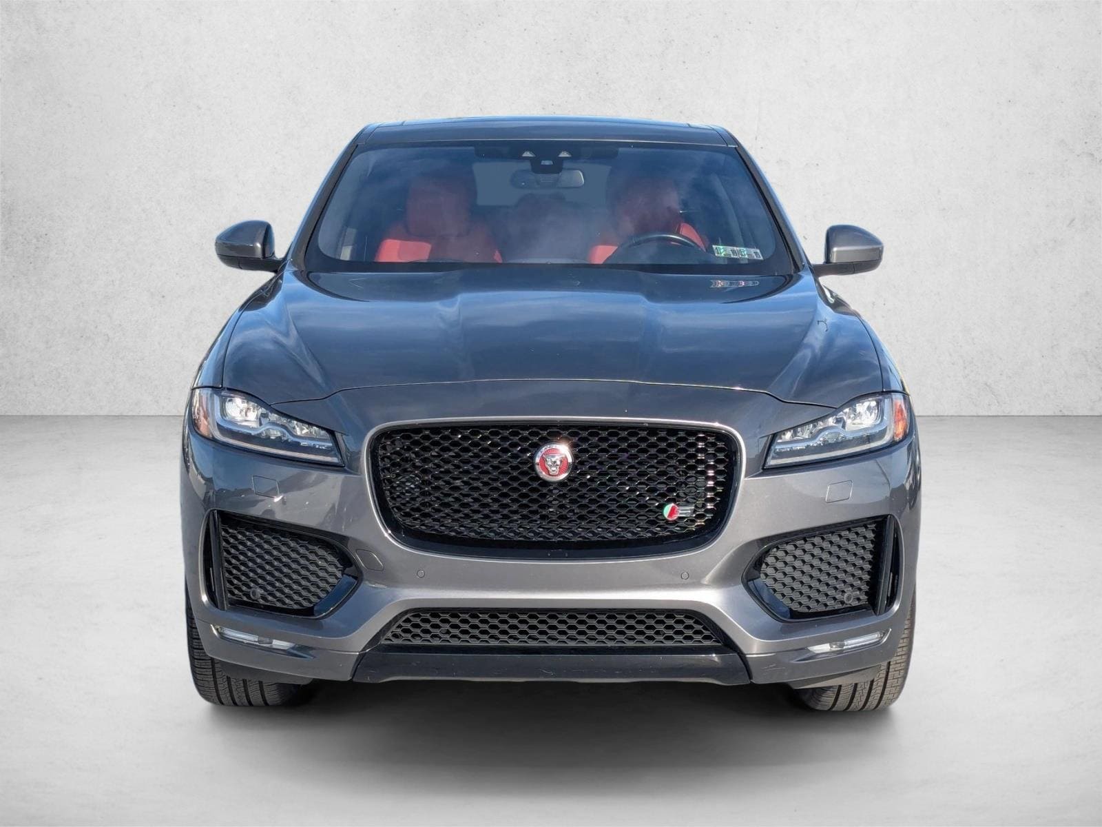 2017 Jaguar F-PACE S photo 2