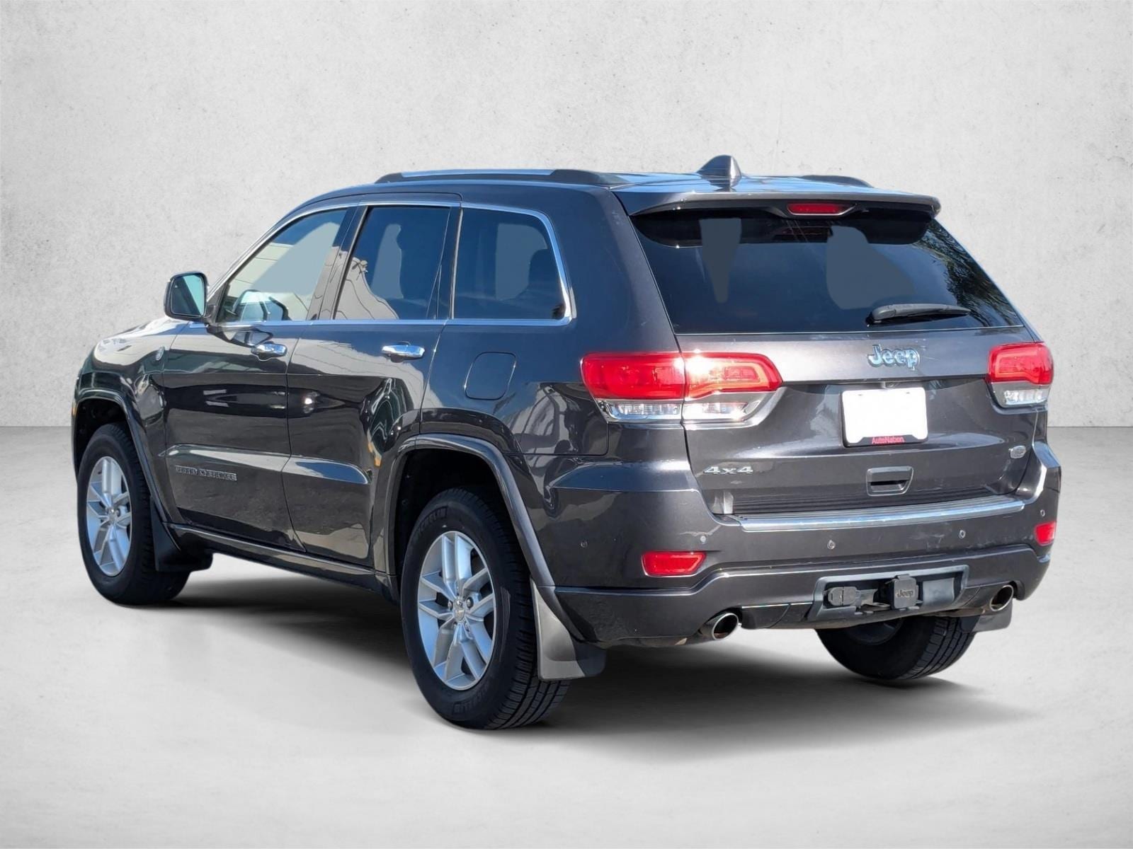 2017 Jeep Grand Cherokee Overland photo 3