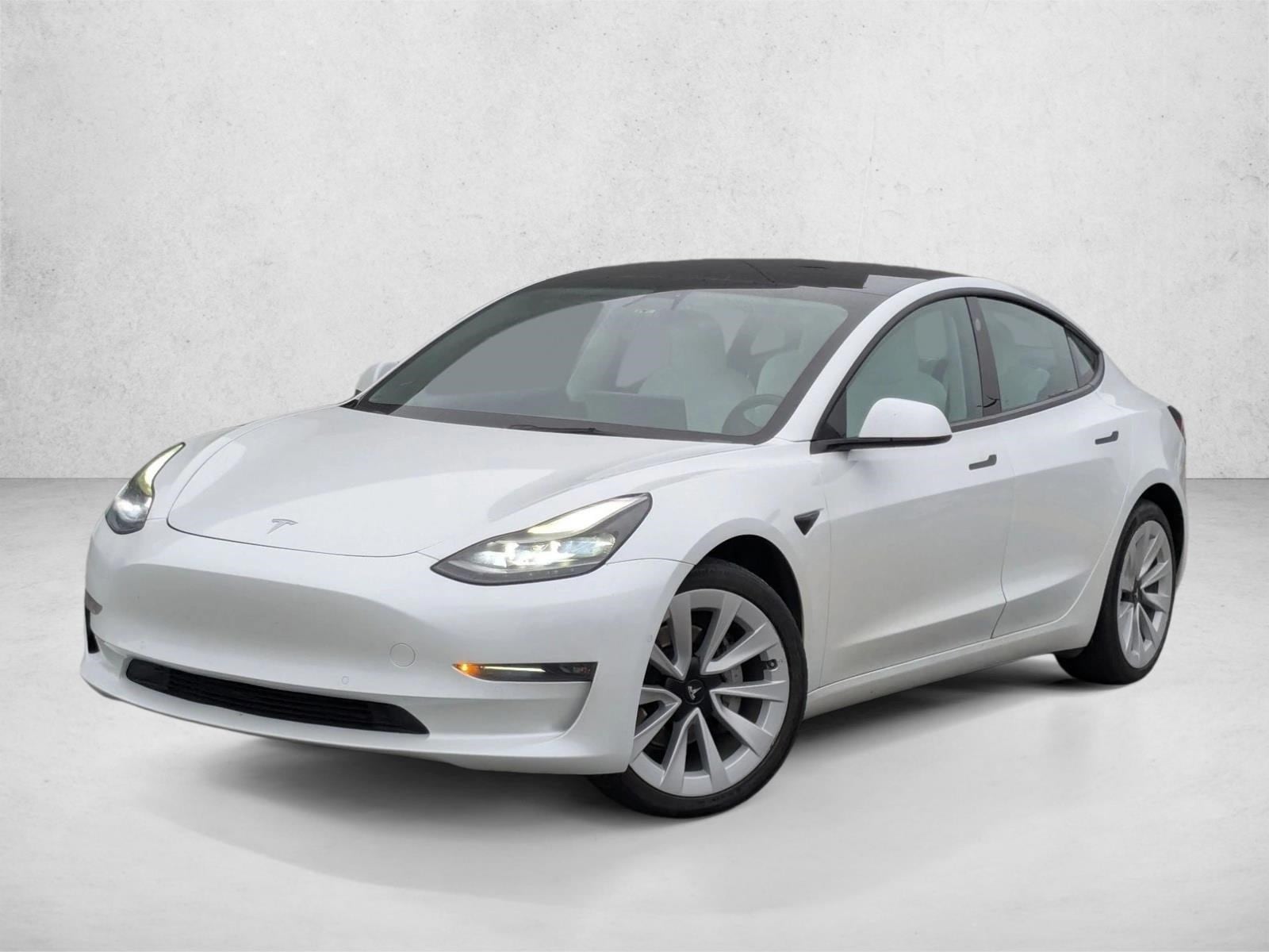 2022 Tesla Model 3 Long Range's photo
