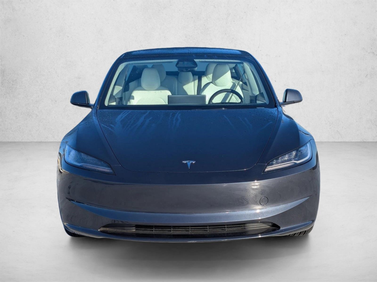 2024 Tesla Model 3 photo 2
