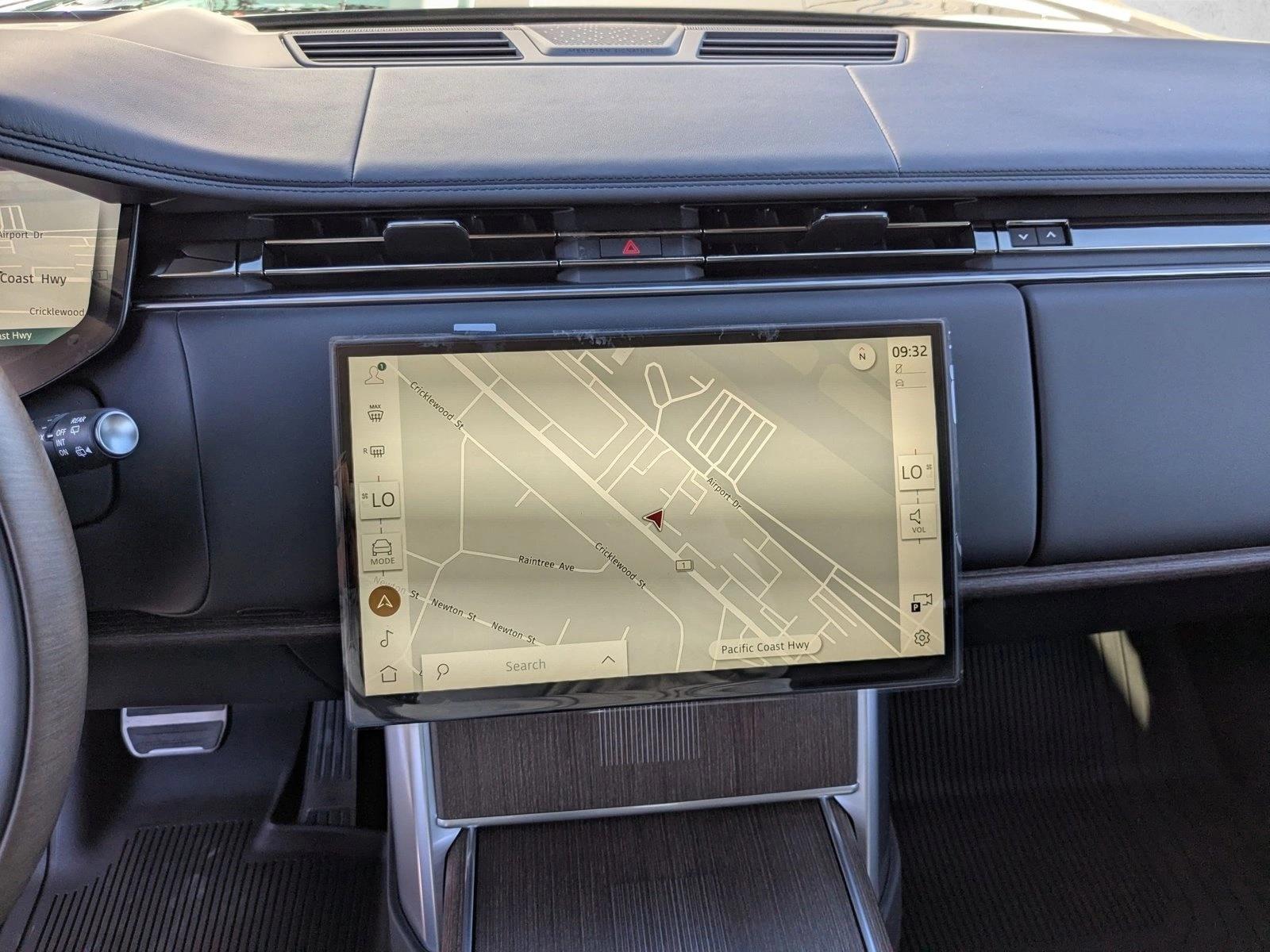 2026 Land Rover Range Rover Autobiography - Photo 12
