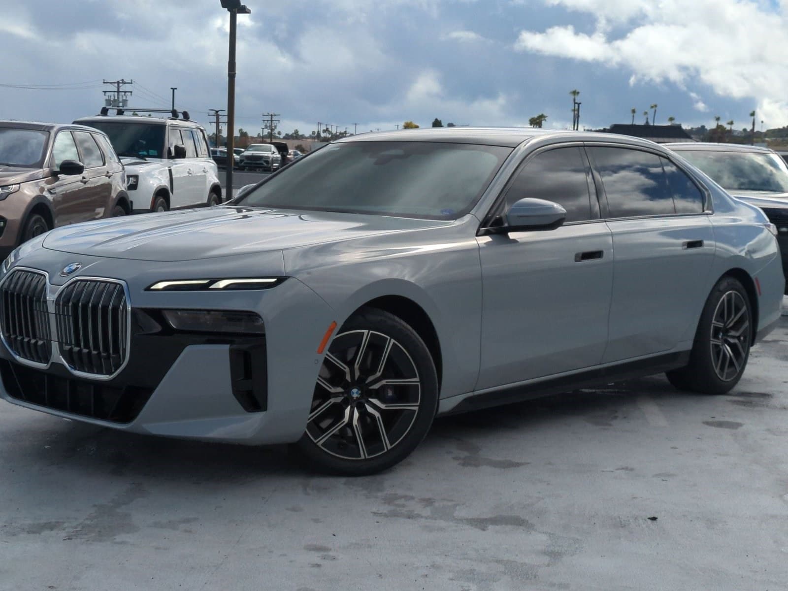 2023 BMW 7 Series 760i