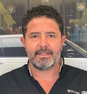 Staff member Francisco Gutierrez from ID_c06ef34d2761