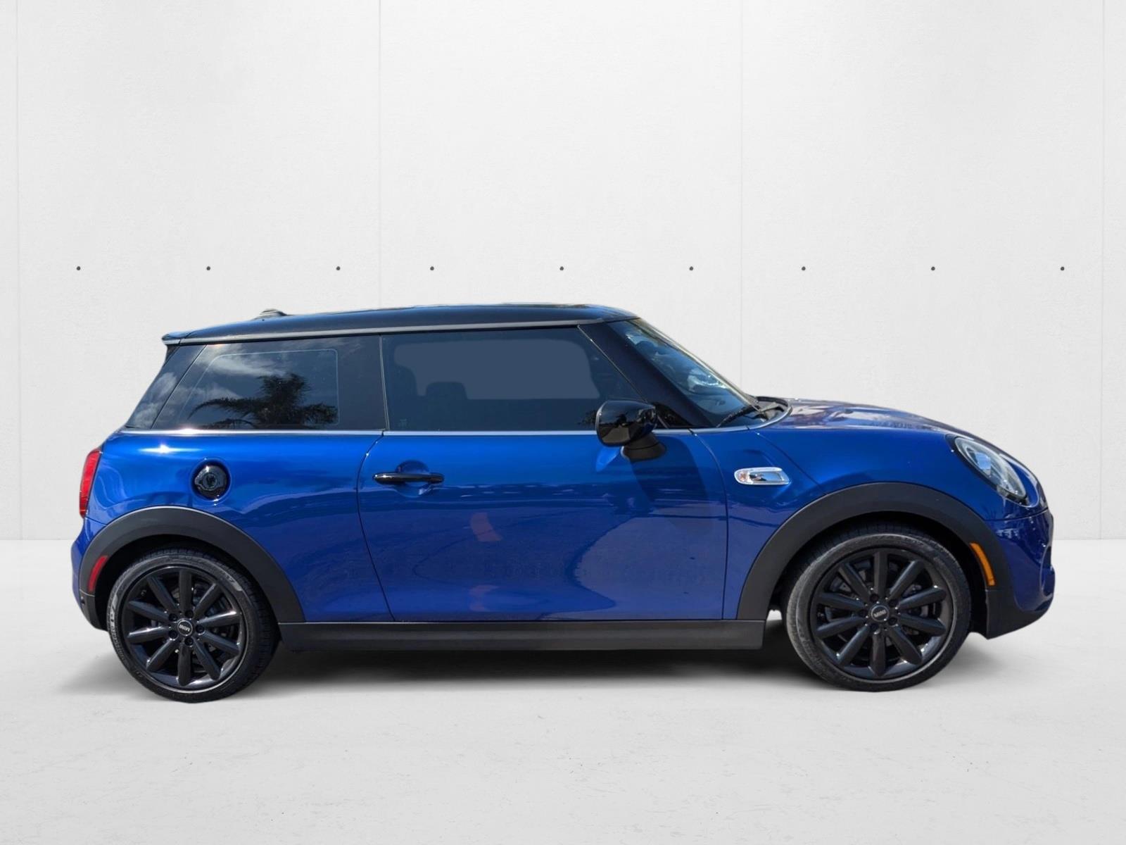 2020 Mini Cooper Hardtop S 2 Door photo 4