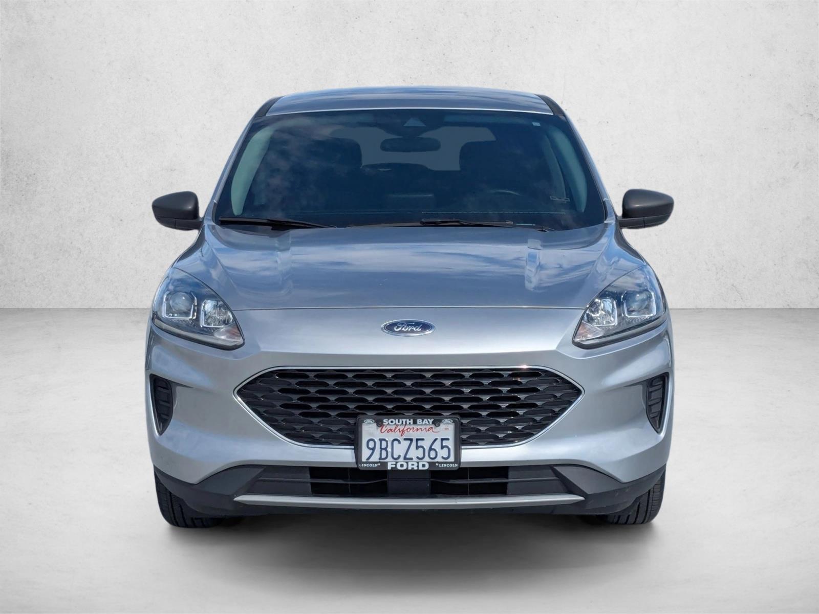2022 Ford Escape SE Hybrid photo 2
