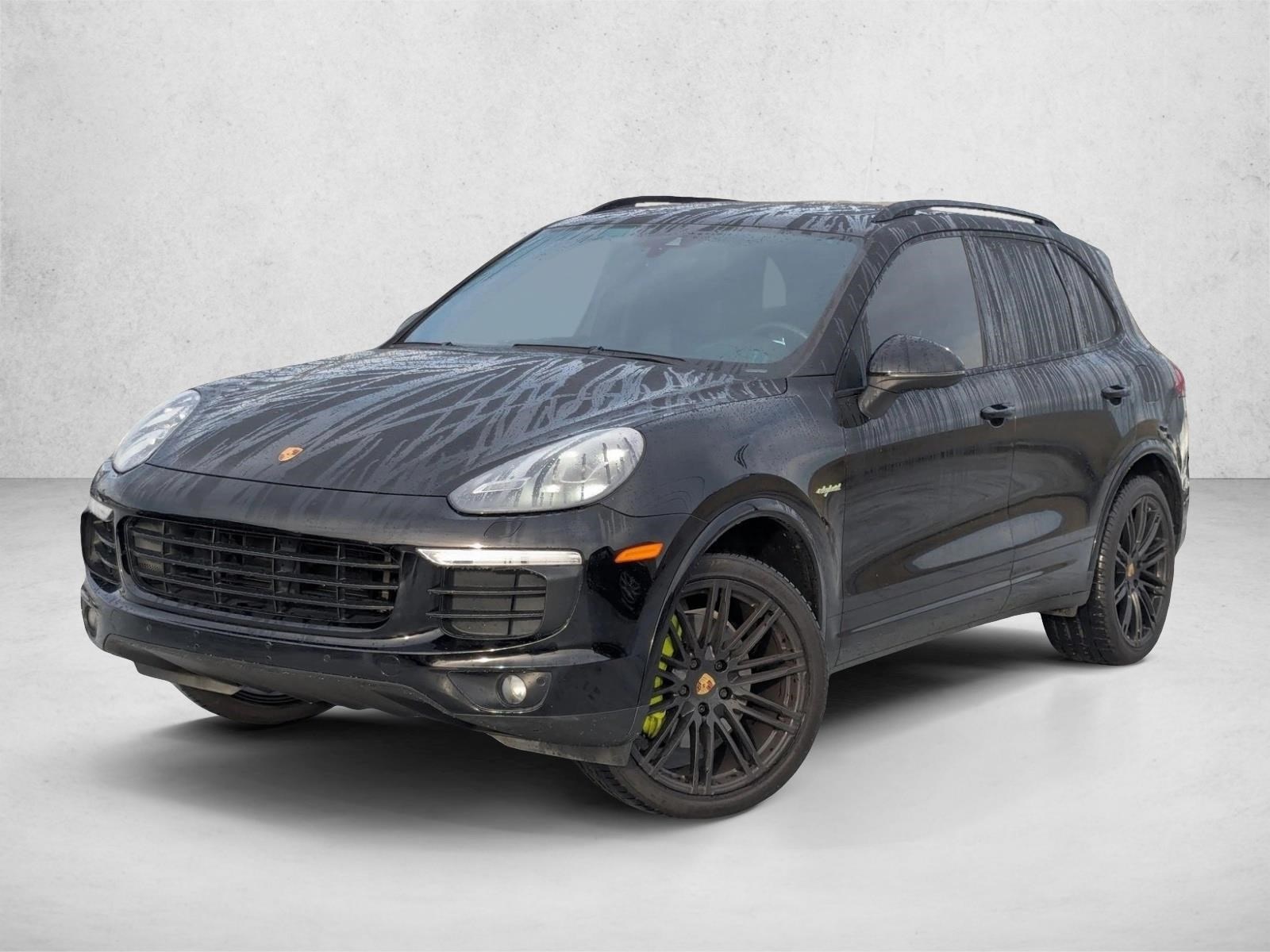 2017 Porsche Cayenne S E-Hybrid's photo