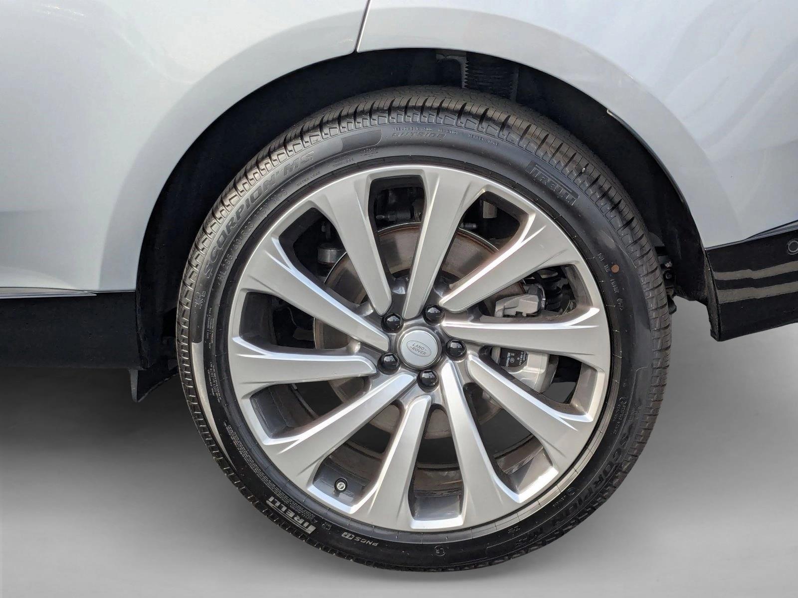 2025 Land Rover Range Rover SE - Photo 10