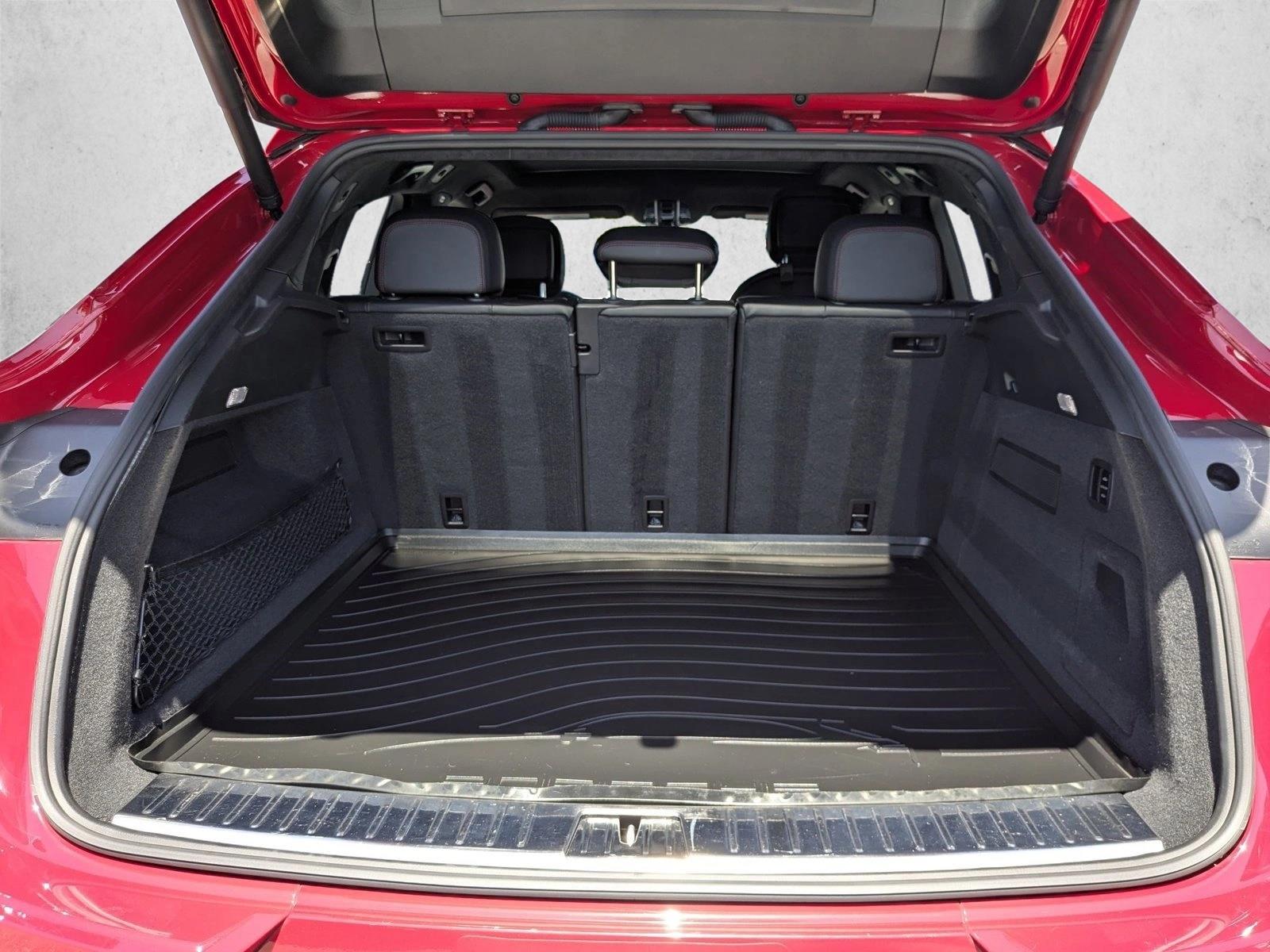 2022 Porsche Cayenne Turbo photo 5