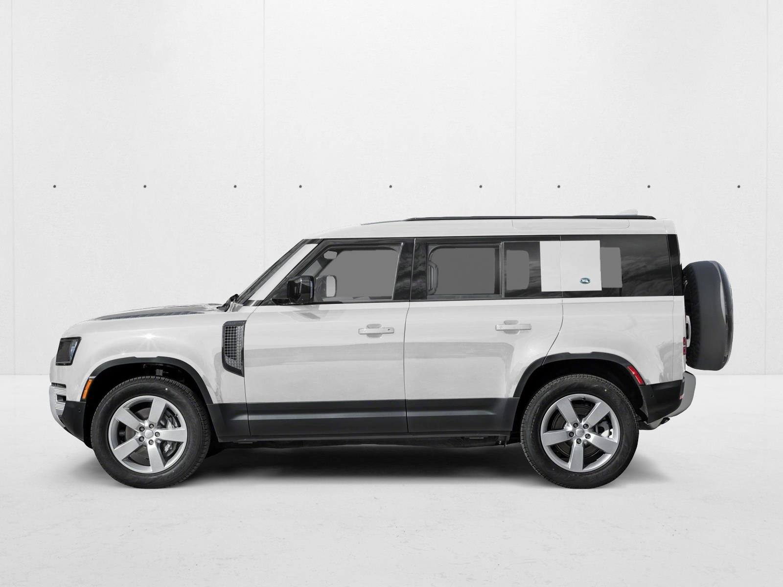 2025 Land Rover Defender 110 S photo 3