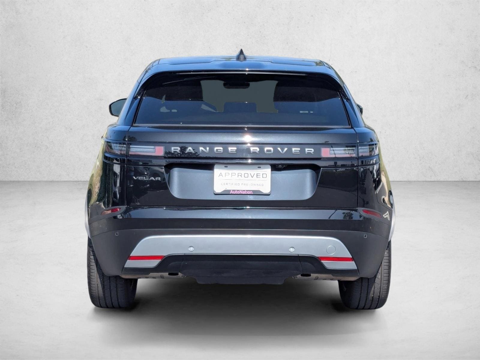 2025 Land Rover Range Rover Velar S photo 6