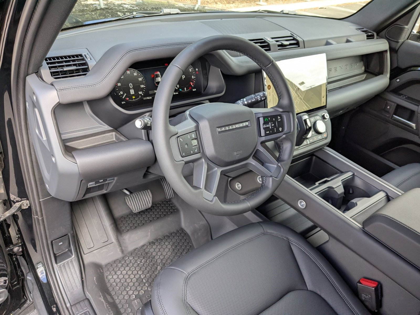 2026 Land Rover Defender 110 S photo 3