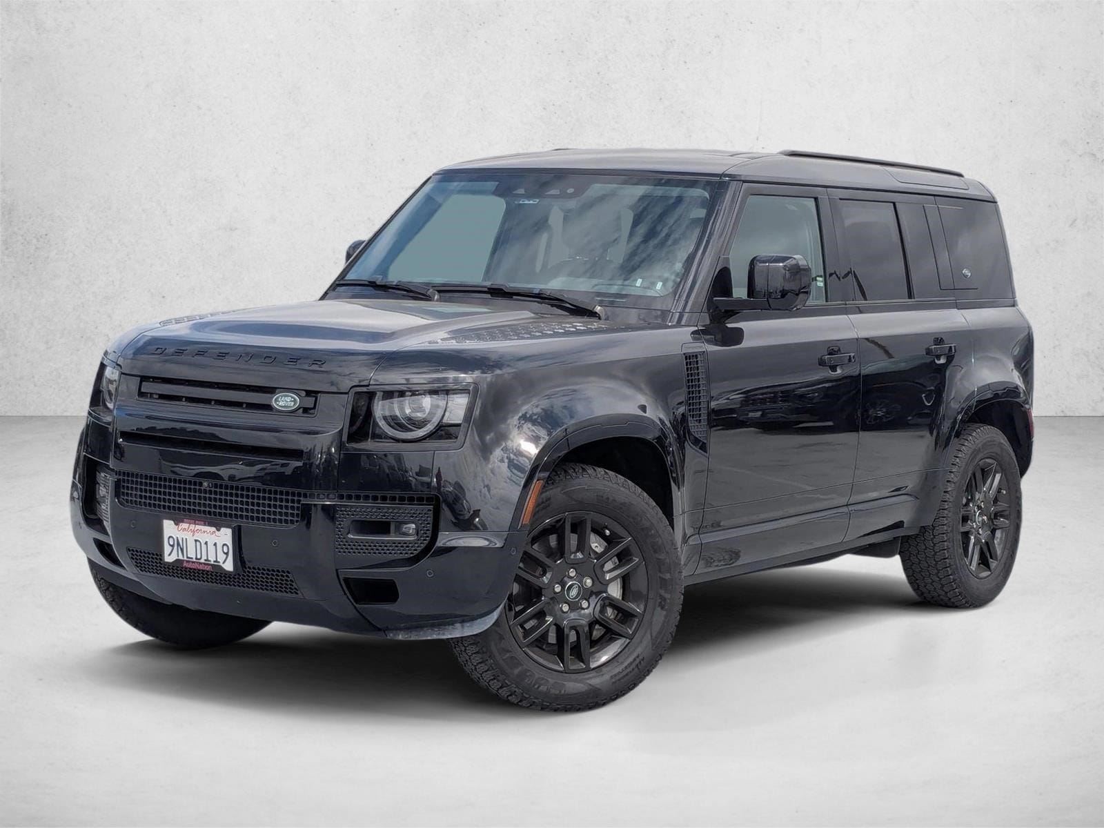 2024 Land Rover Defender 110 X-Dynamic SE P400's photo