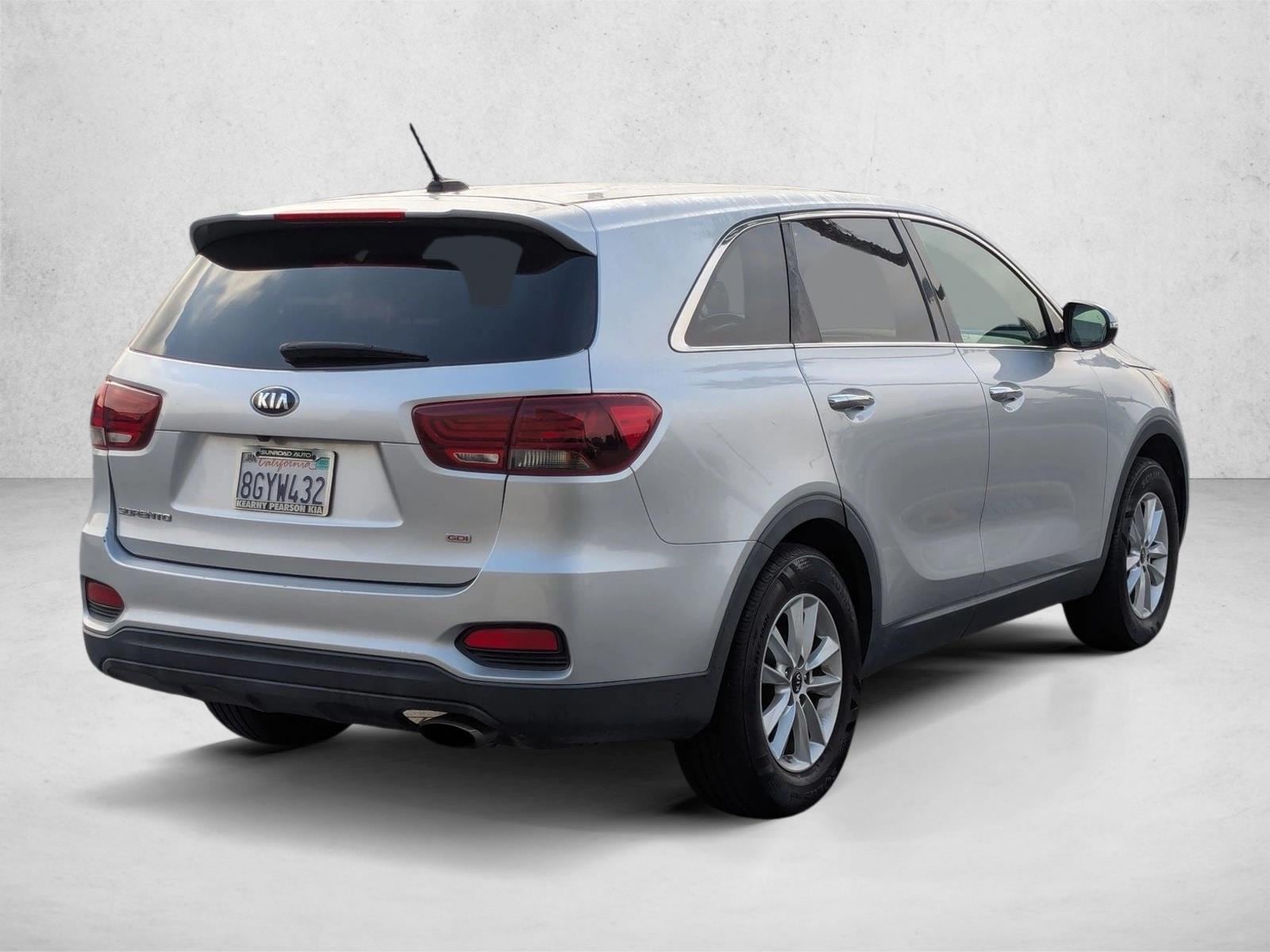 2019 Kia Sorento LX photo 5