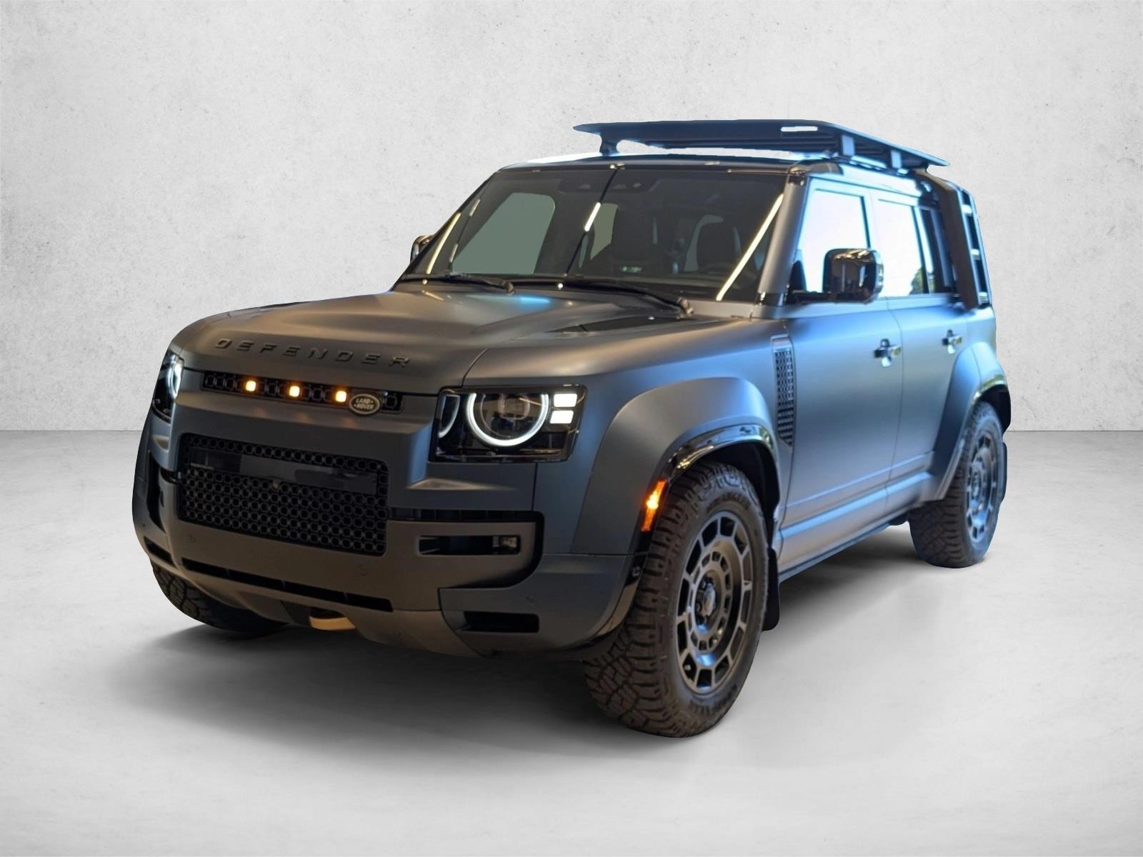 2026 Land Rover Defender OCTA's photo