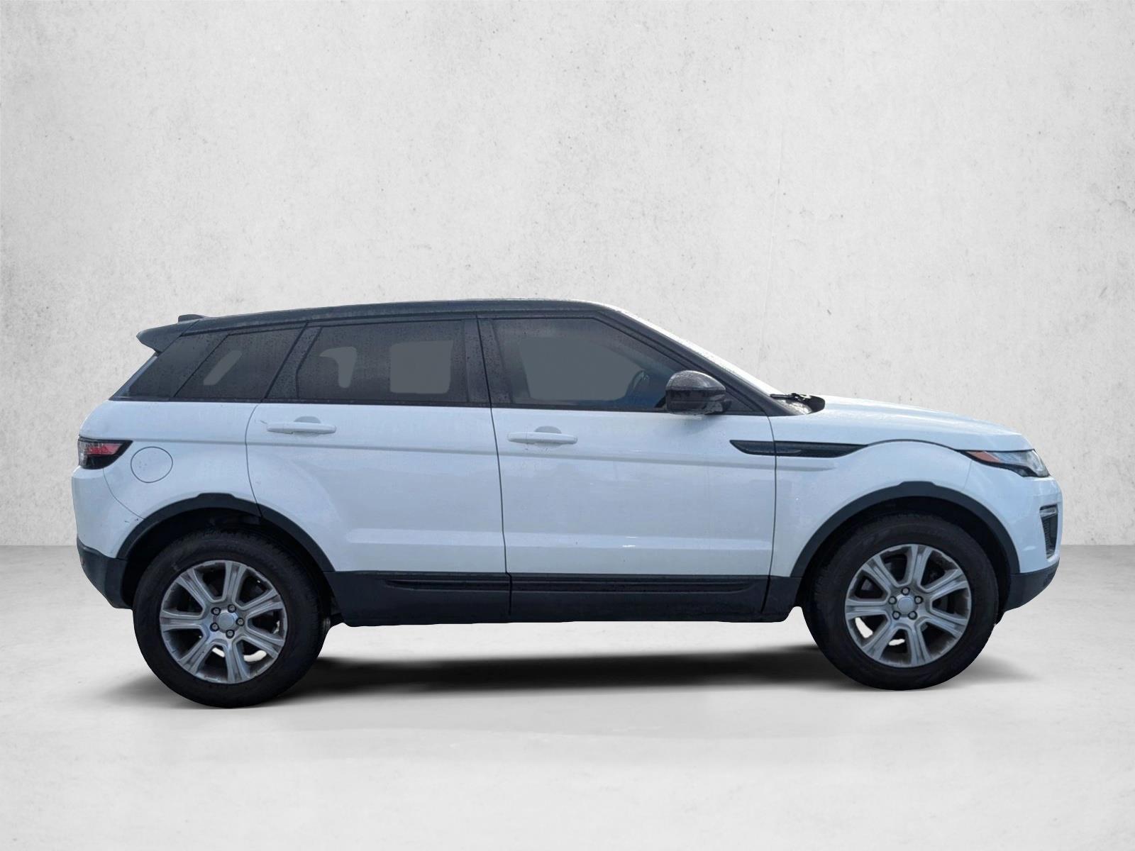 2017 Land Rover Range Rover Evoque SE Premium photo 4