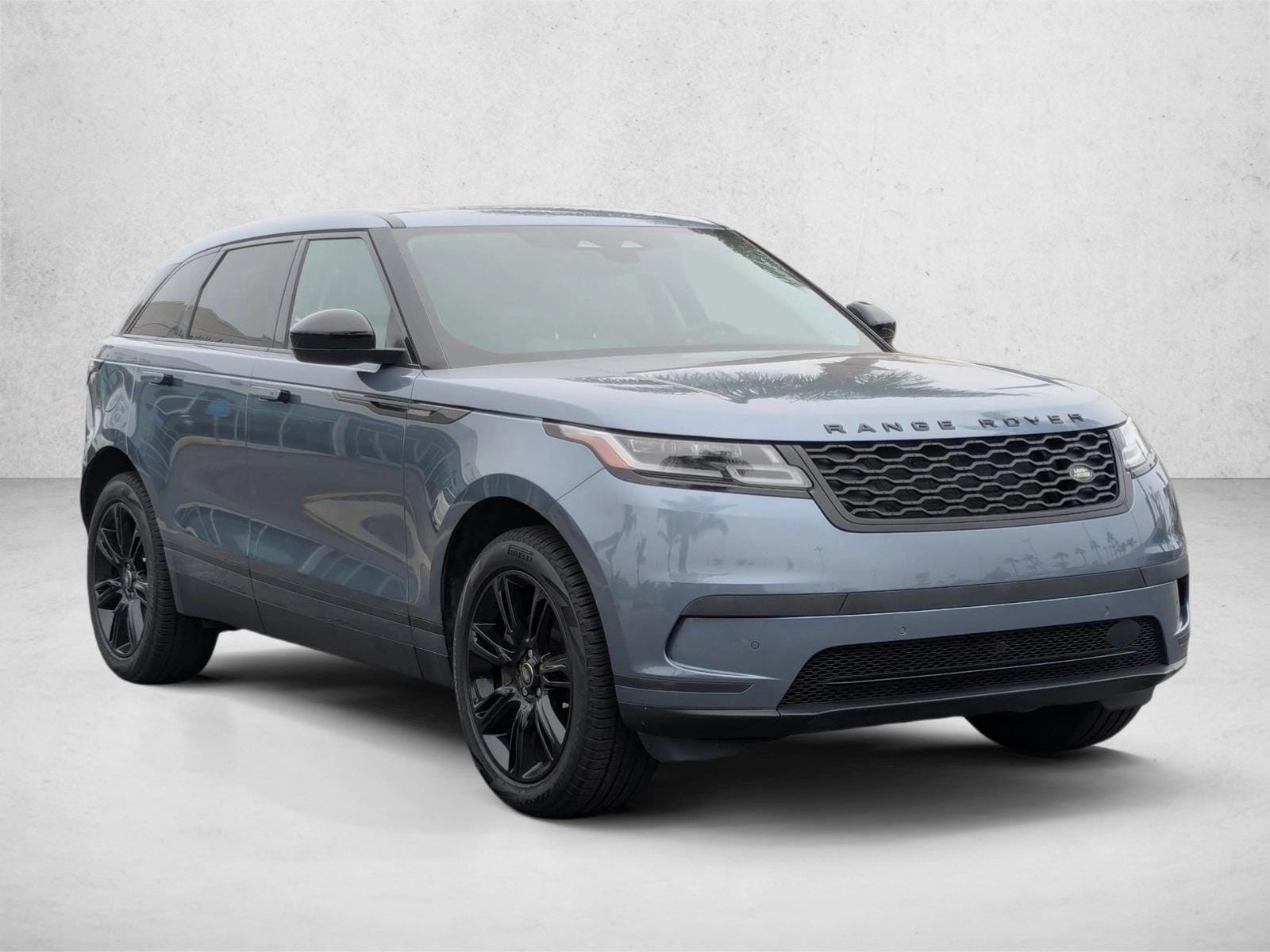 2023 Land Rover Range Rover Velar S photo 2