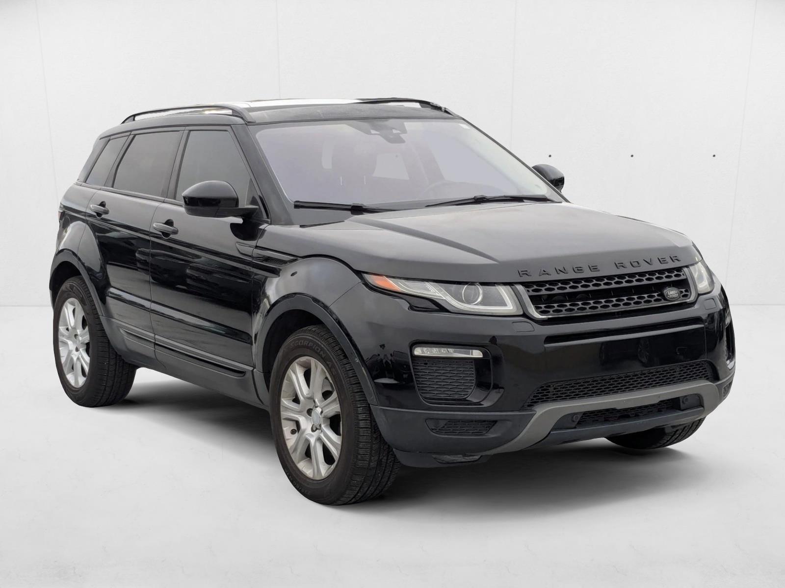 2017 Land Rover Range Rover Evoque SE photo 3
