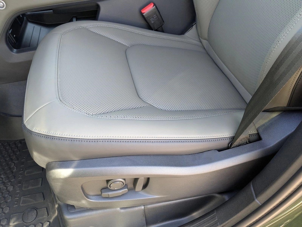 New 2026 Land Rover Defender 110 S 300PS SUV