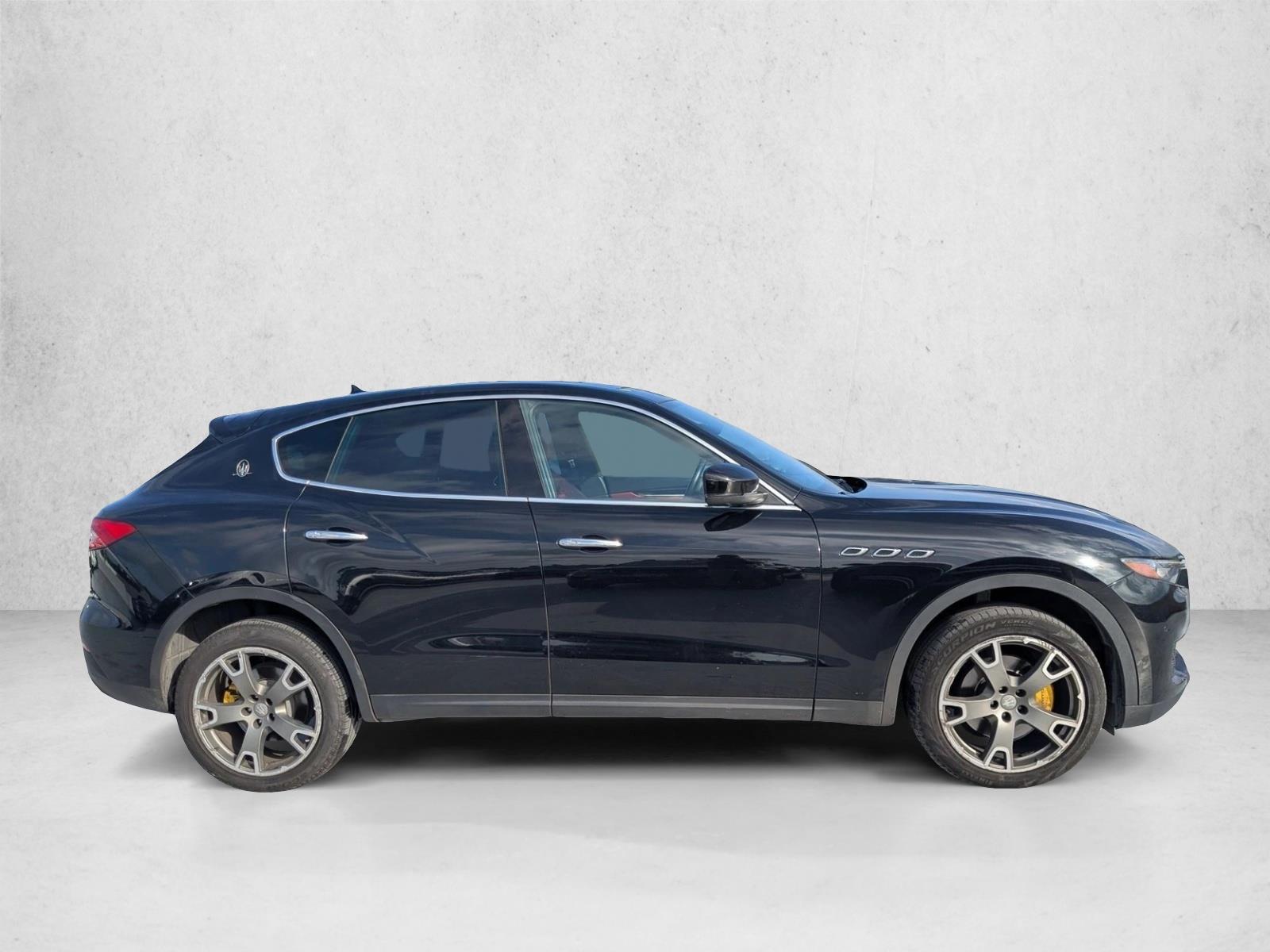 2017 Maserati Levante photo 4