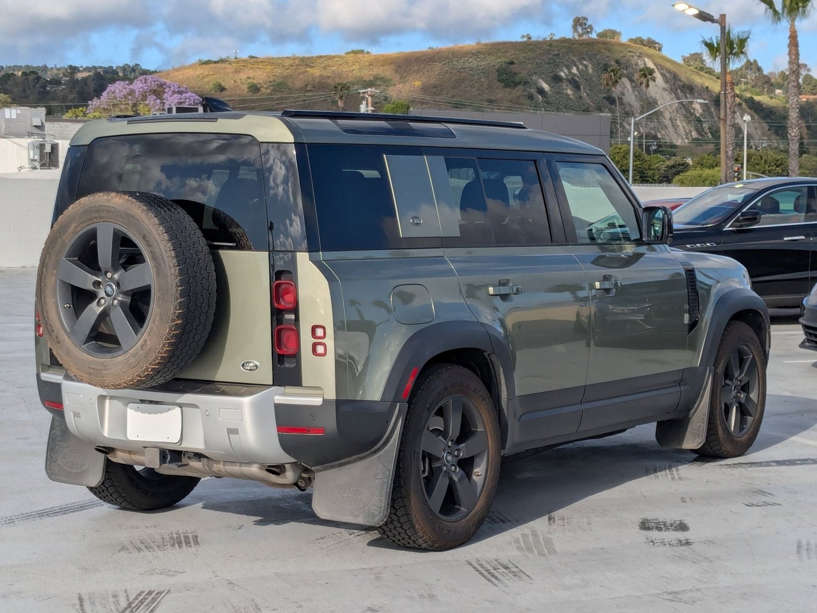 2020 Land Rover Defender 110 SE AWD photo 5