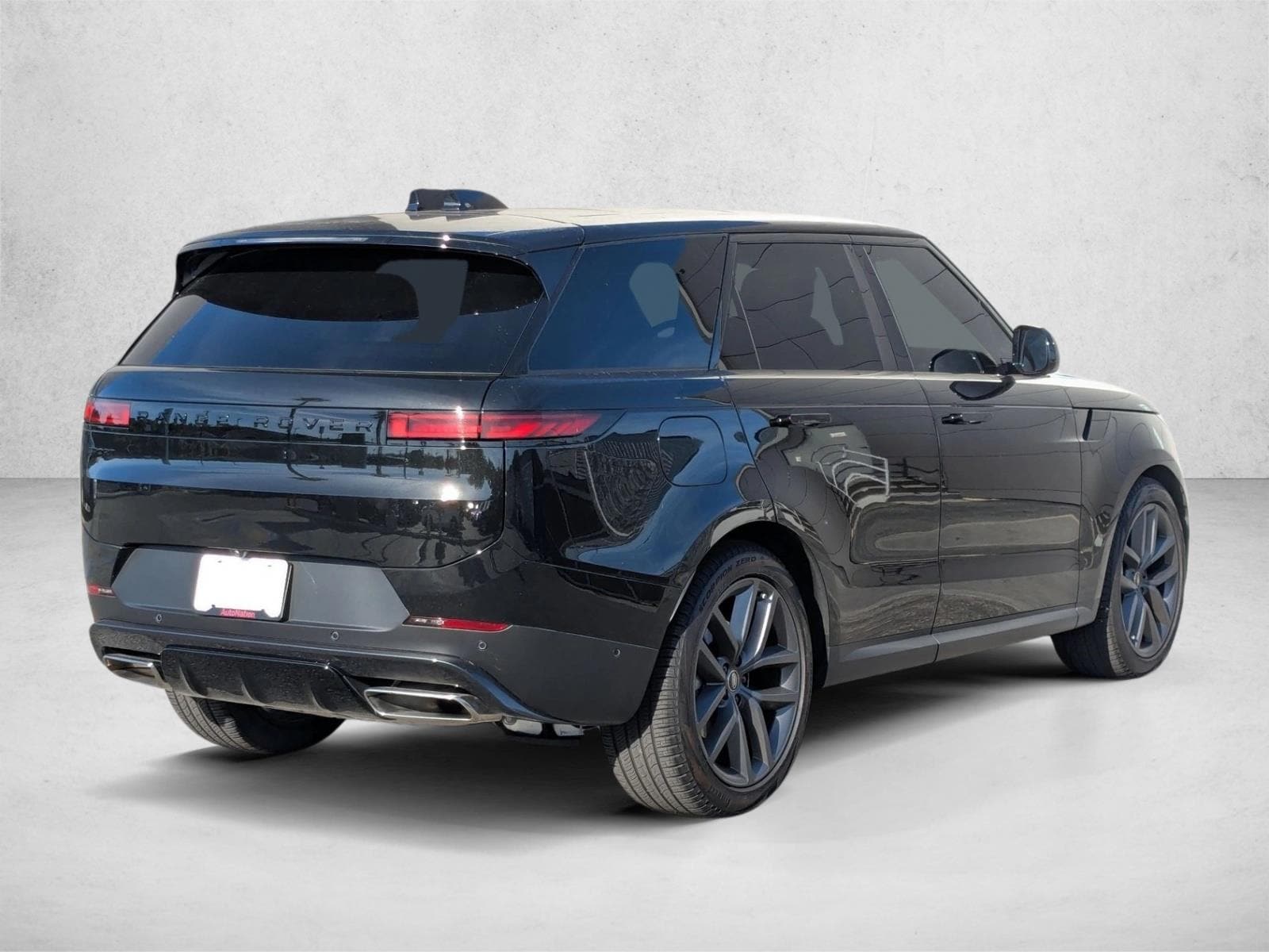 2025 Land Rover Range Rover Sport SE photo 4