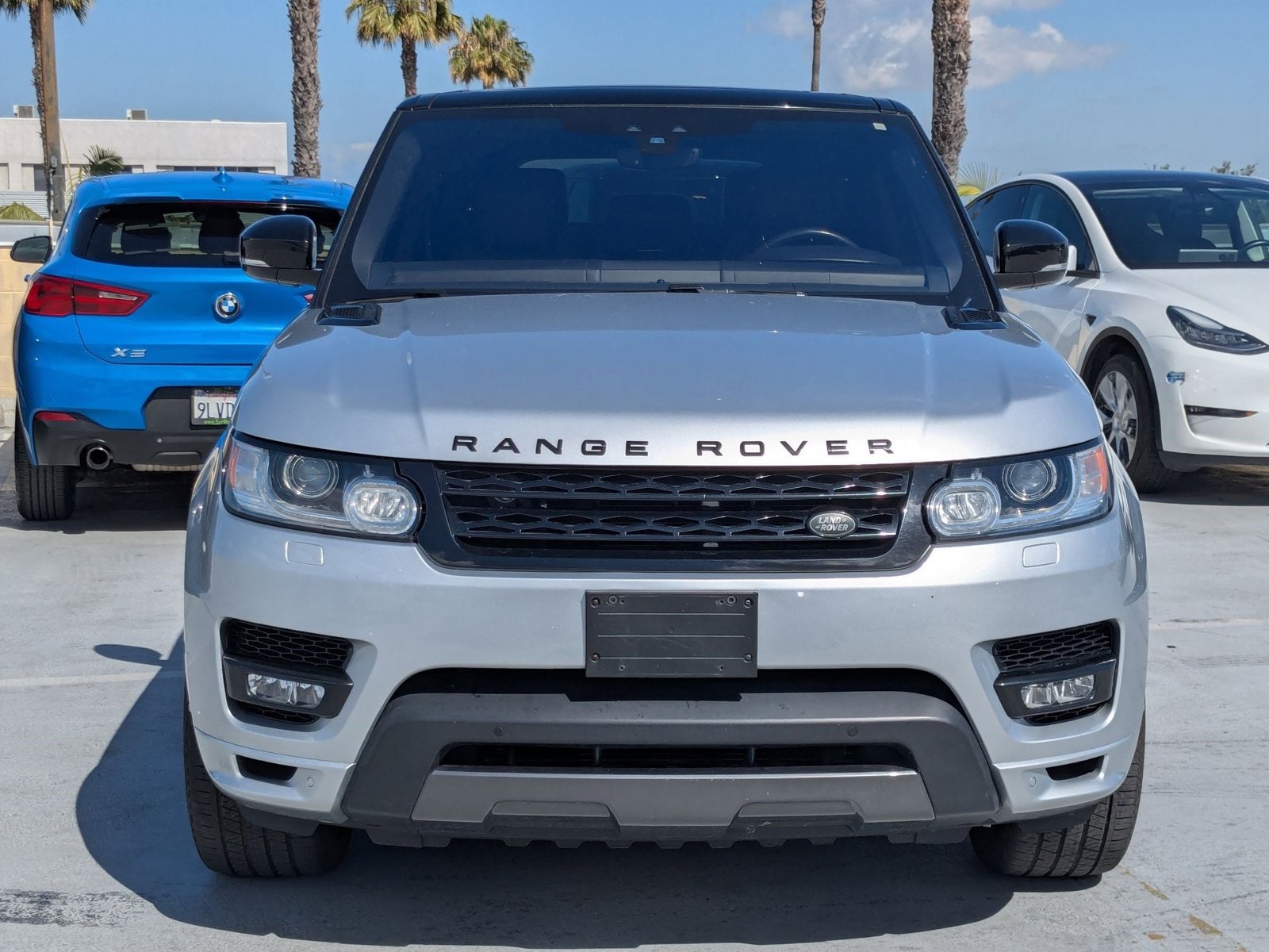 2017 Land Rover Range Rover Sport HSE Dynamic photo 2