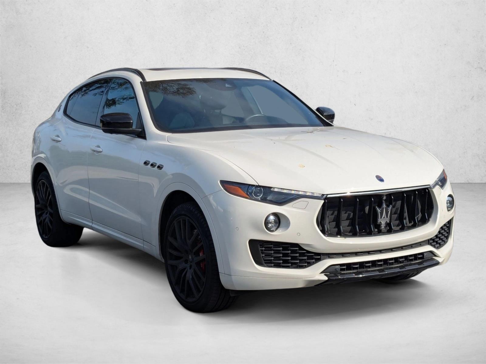 2019 Maserati Levante S photo 3