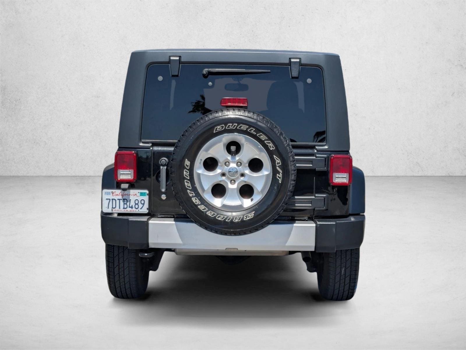 2014 Jeep Wrangler Sahara photo 6