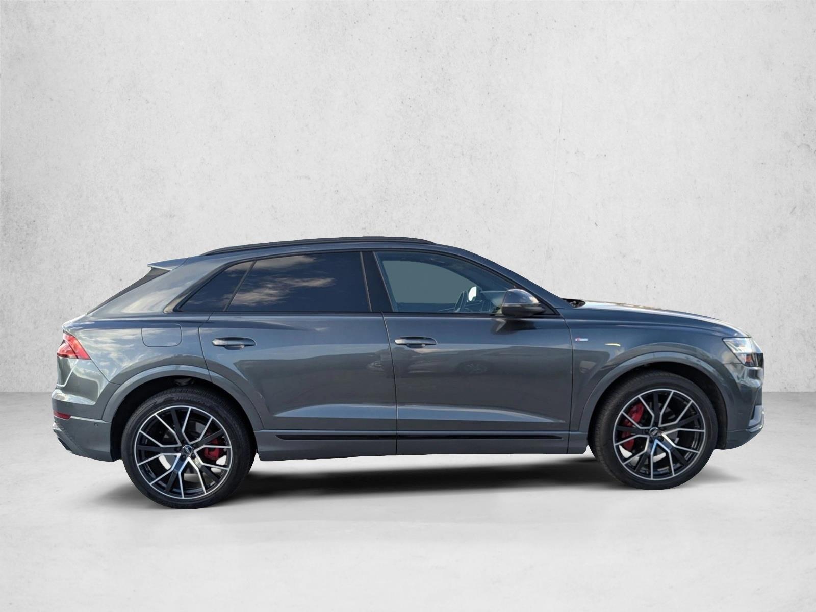 2019 Audi Q8 Prestige photo 4