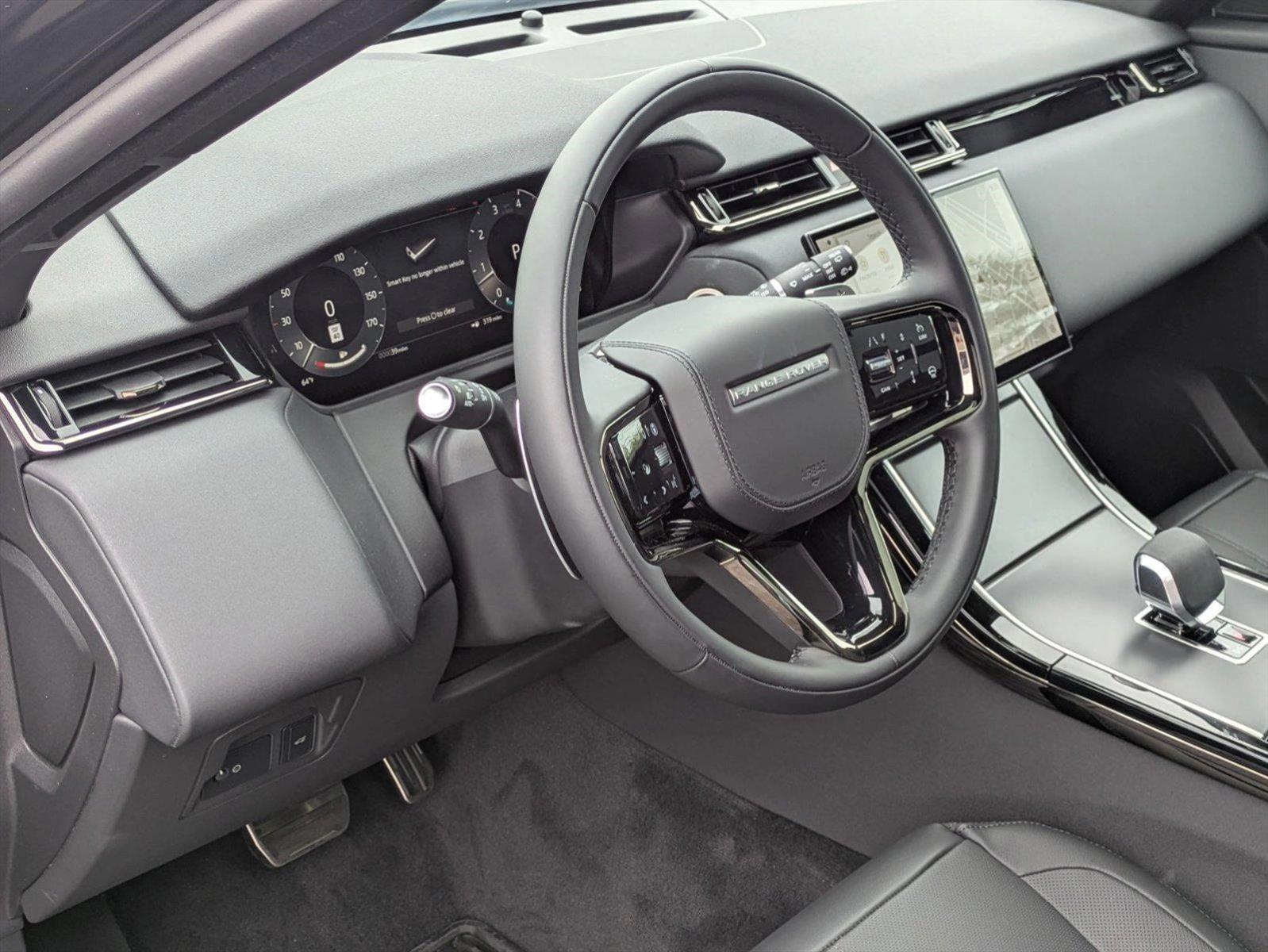 2025 Land Rover Range Rover Velar SE photo 3