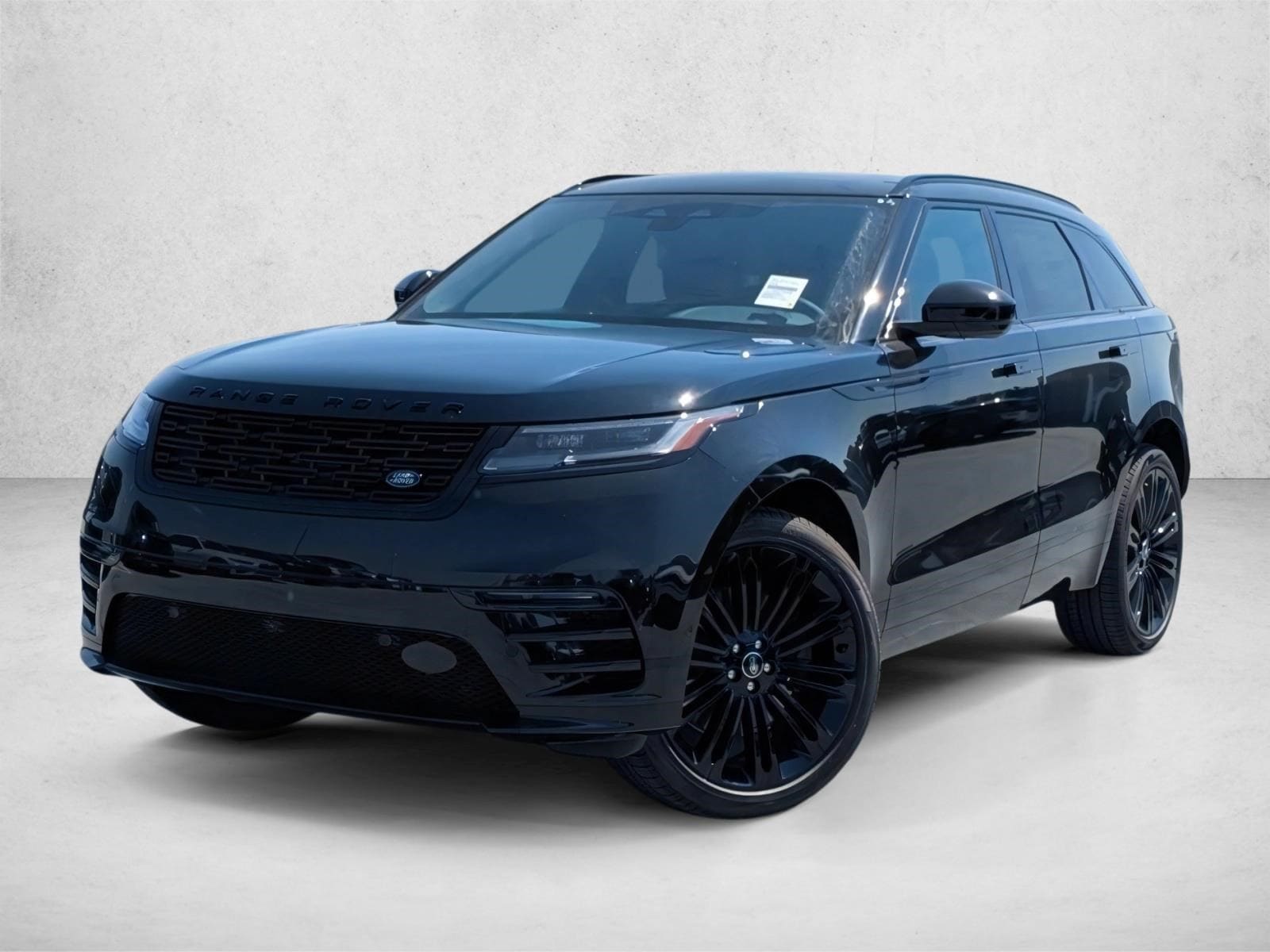 2026 Land Rover Range Rover Velar Dynamic SE's photo