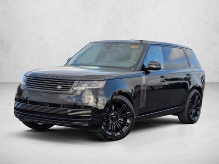 2026 Land Rover Range Rover SV Sport Utility